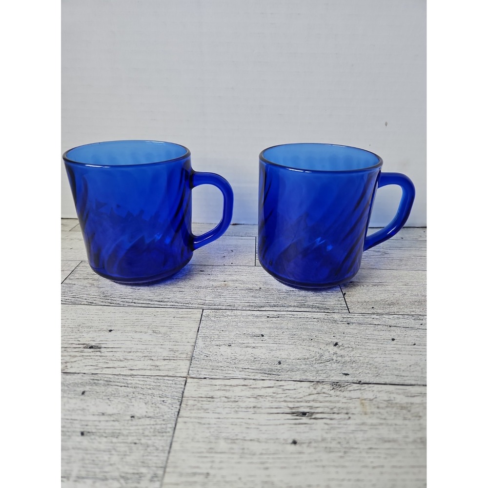 Vintage Arcoroc France Cobalt Blue Coffee Mugs Swirl Pattern Set Of 2
